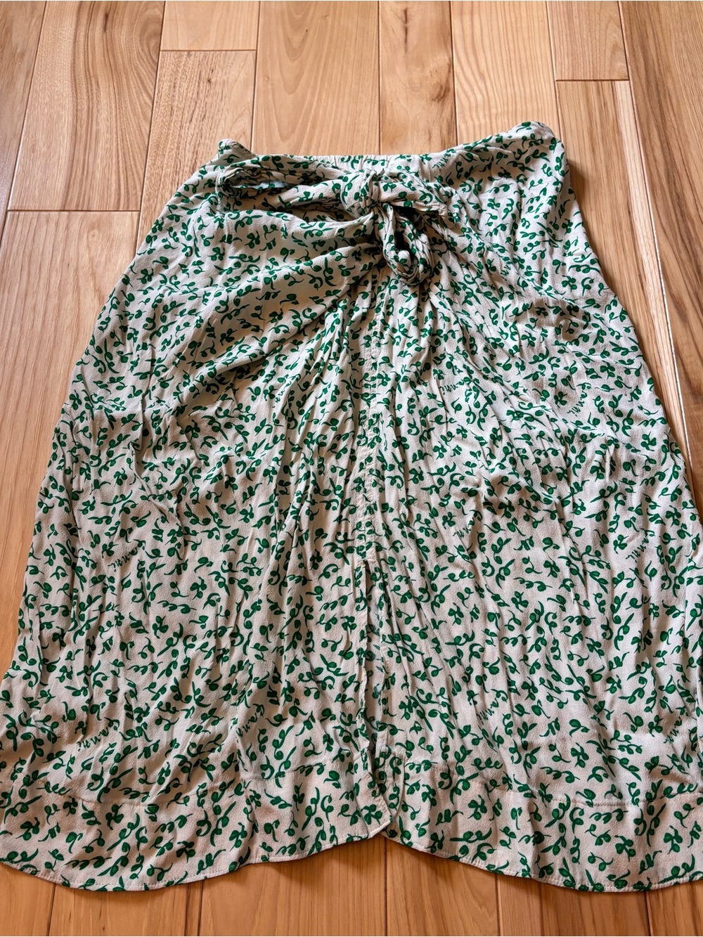 Ganni Green Floral Ditsy Pattern Viscose Crepe Tie Front Skirt